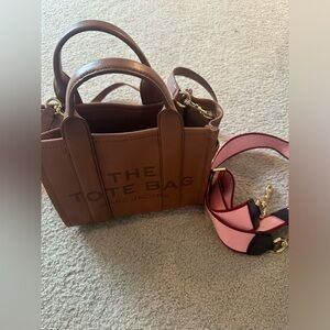 Marc Jacob’s the tote bag